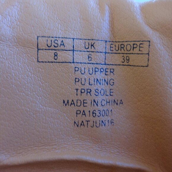 Pastry Love women's size 8 combat boot lace up light brown faux suede gold studs - Picture 4 of 16